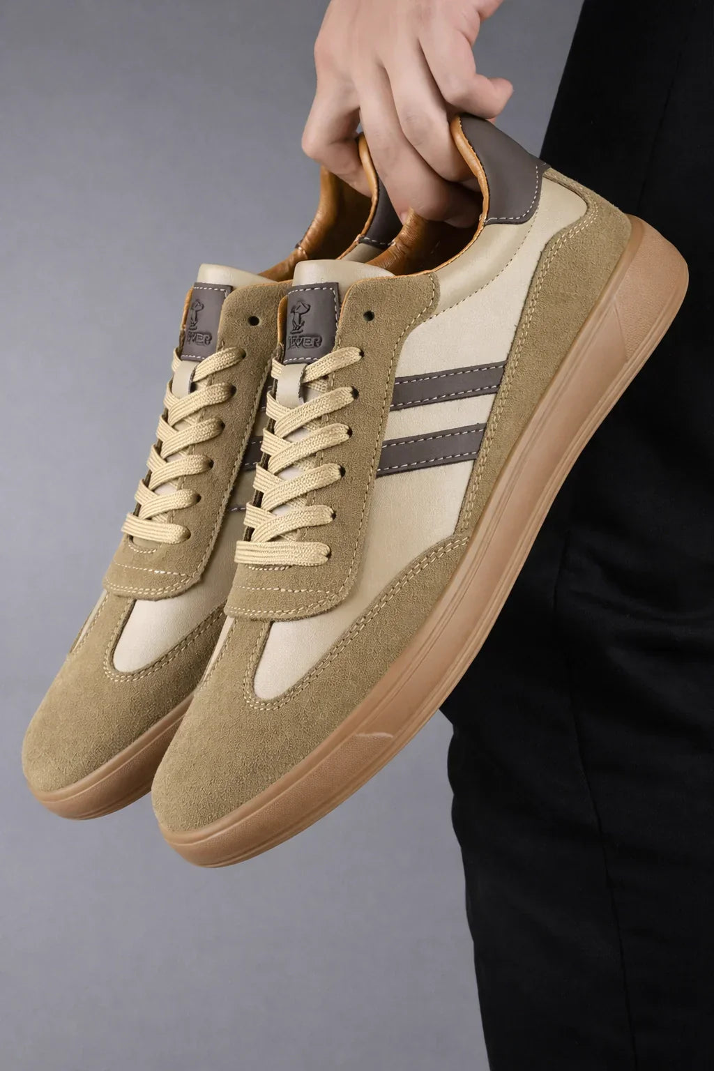 Alven Classic Leather Sneakers